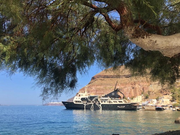 Blue Elixir Ship Elysium - Small ship cruises around the Greek Islands