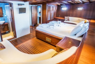 Master Cabin on Freedom